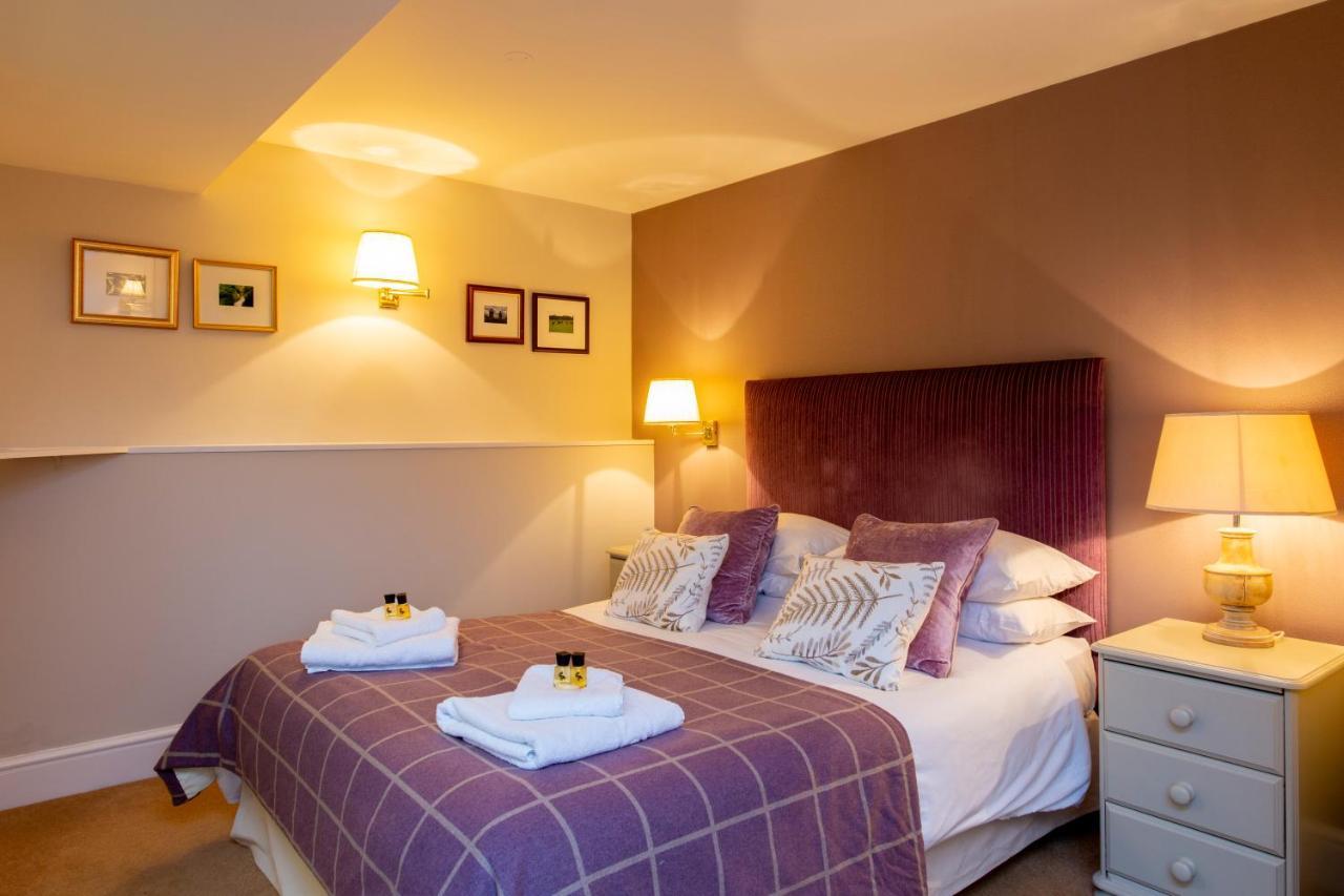 The White Hart Inn Newbury  Room photo