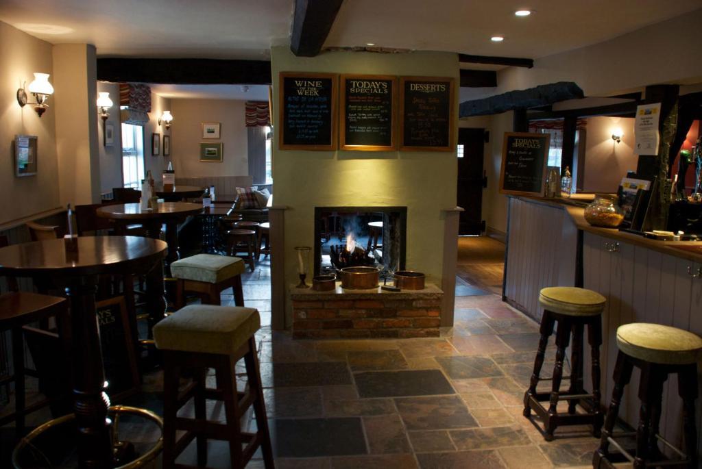 The White Hart Inn Newbury  Exterior photo